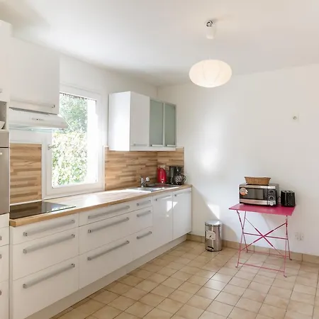 Prázdninový dům Malo, La Crolante, Maison A 100m De La Plage